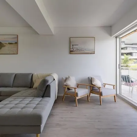 Burleigh Point Beach Vibes Stylish And Modern Gold Coast Exterior photo